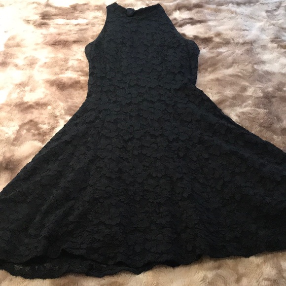 Lace black dress - Picture 2 of 5